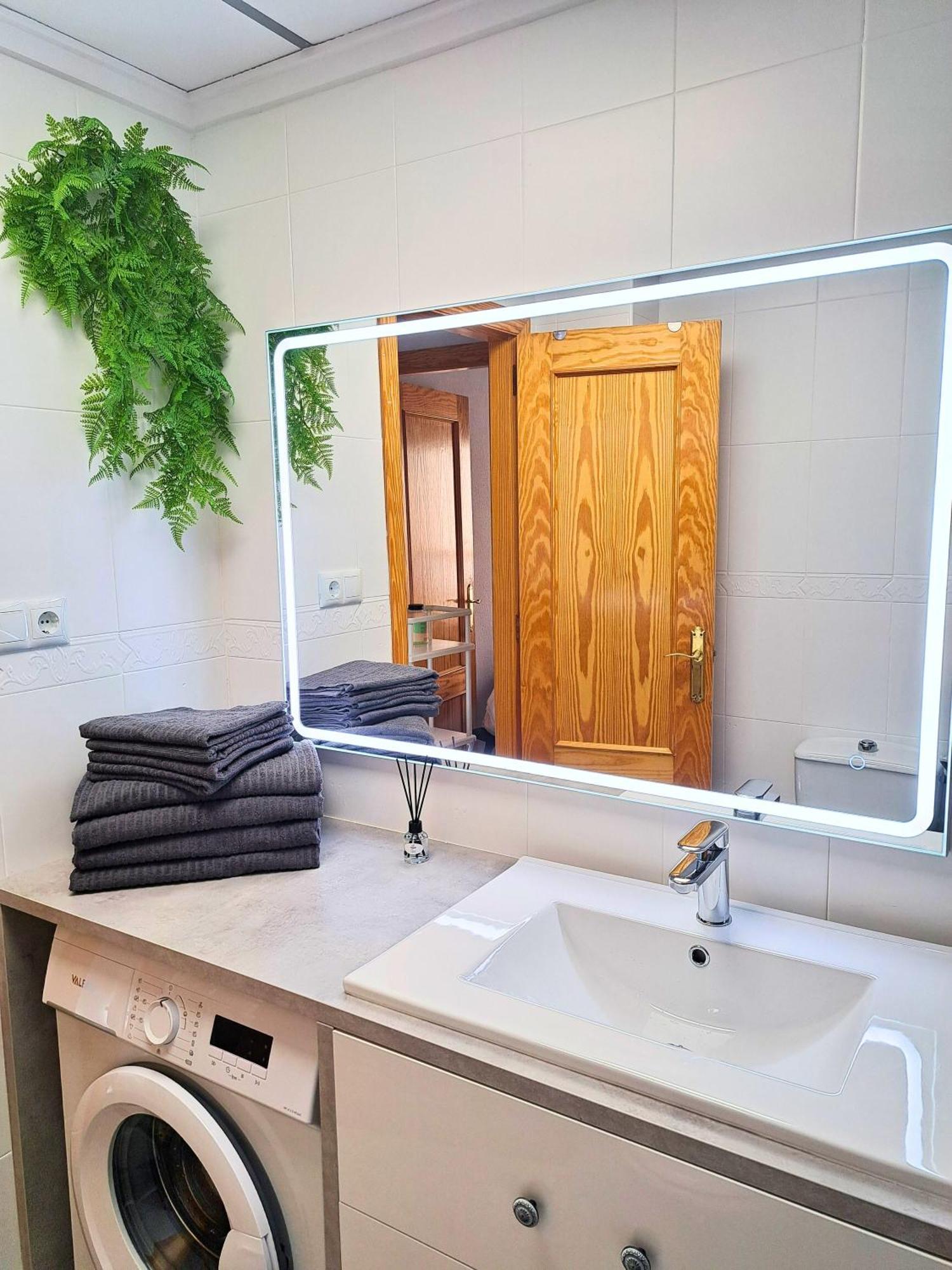 Sea View Apartment Arenales del Sol Luaran gambar