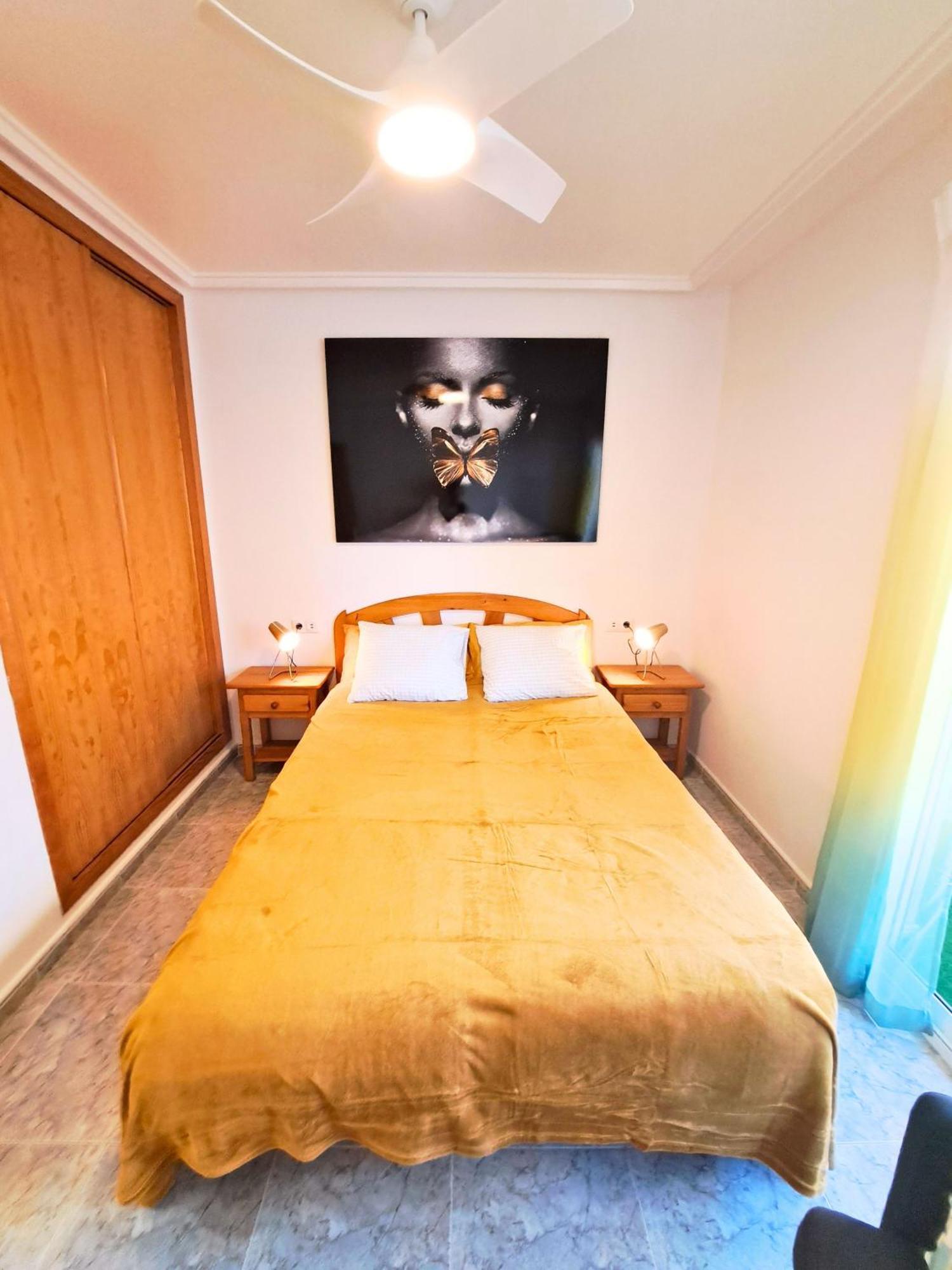 Sea View Apartment Arenales del Sol Luaran gambar